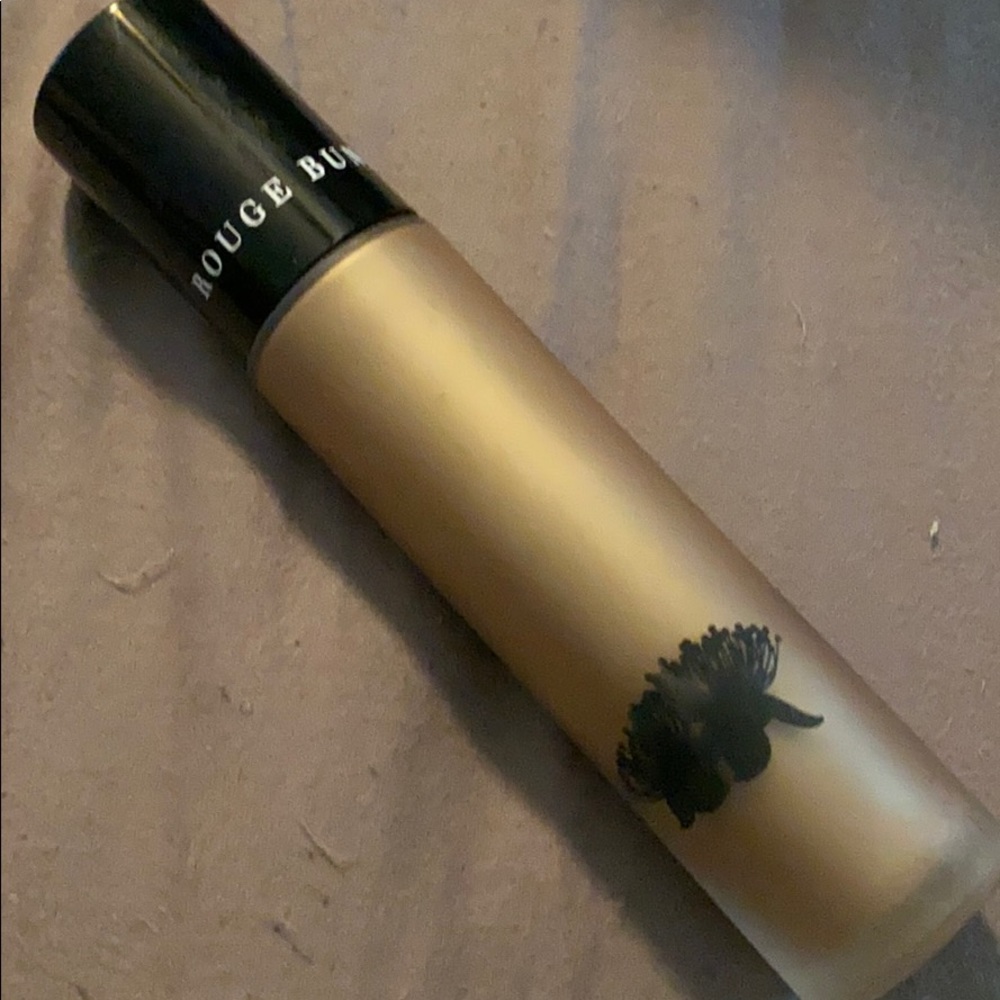 Rouge Bunny Rouge as if it were summer still